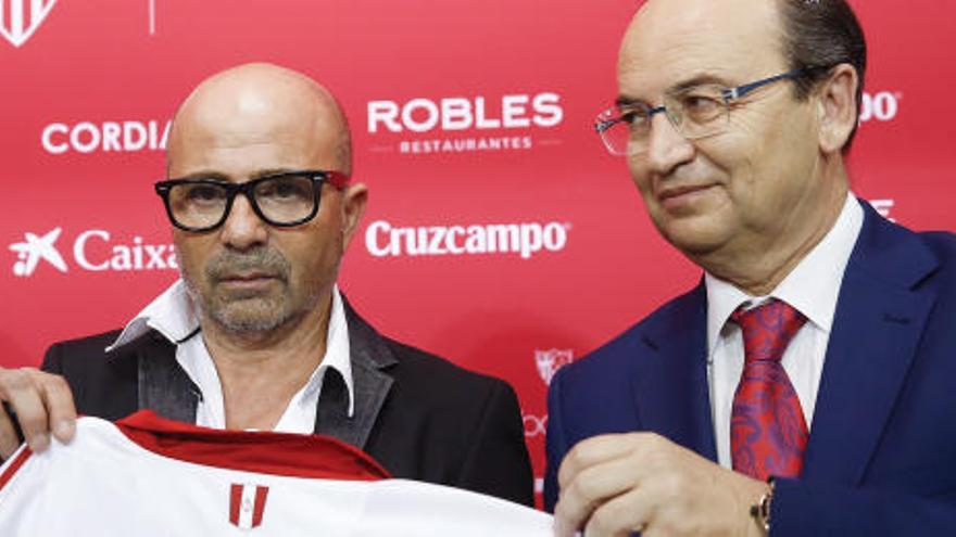 Jorge Sampaoli y Pepe Castro.