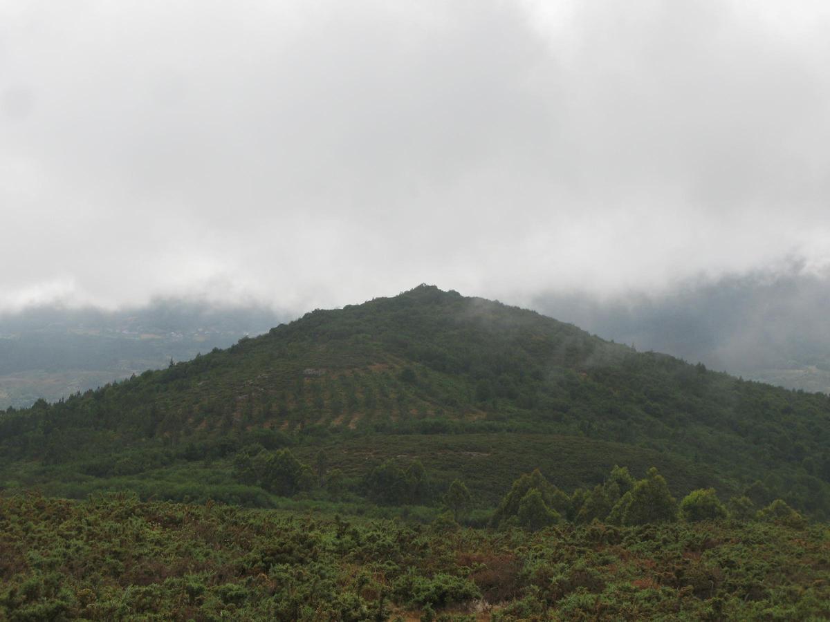 Castrodiz, estrema das parroquias de Castro e Figueiroa (Cerdedo).