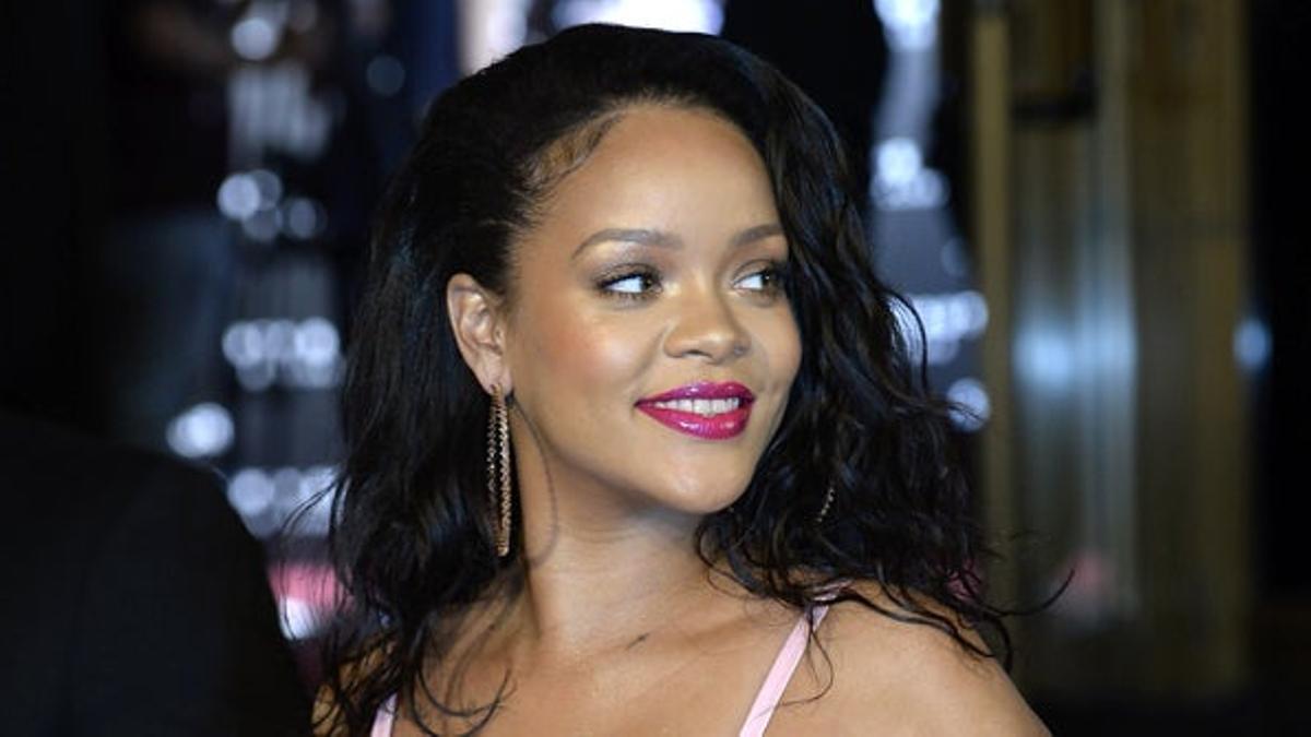 Rihanna en la presentación de ' Fenty Beauty by Rihanna' en Madrid