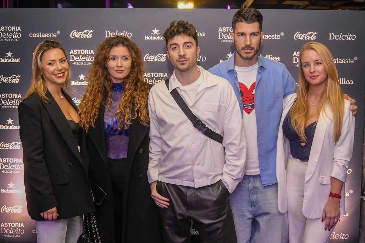El diseñador Ze Garcia en la inauguración de la sala Astoria