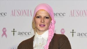 Bimba Bosé posa en la presentación de la campaña Ausonia contra el cáncer, en  Madrid, en octubre del 2014. 