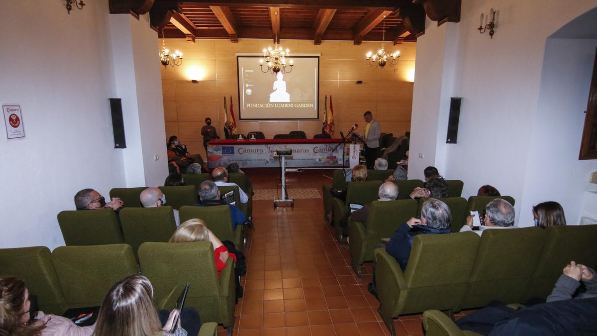 Imagen del acto en la Cámara de Comercio de Cáceres.