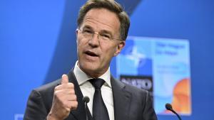Rutte contradice a Sánchez y afirma que España tendrá que gastar el 3,5% del PIB para cumplir los requerimientos militares