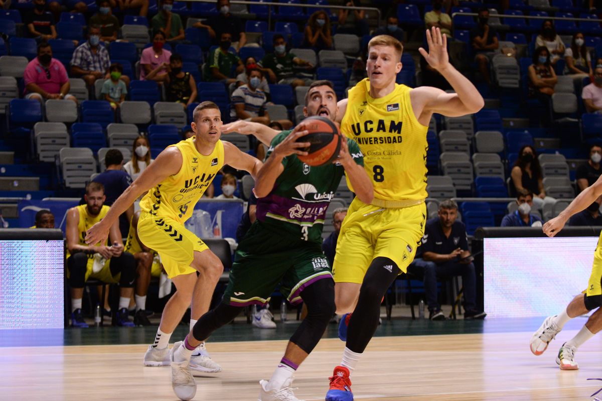 El Unicaja también gana al UCAM y se lleva el Trofeo Costa del Sol