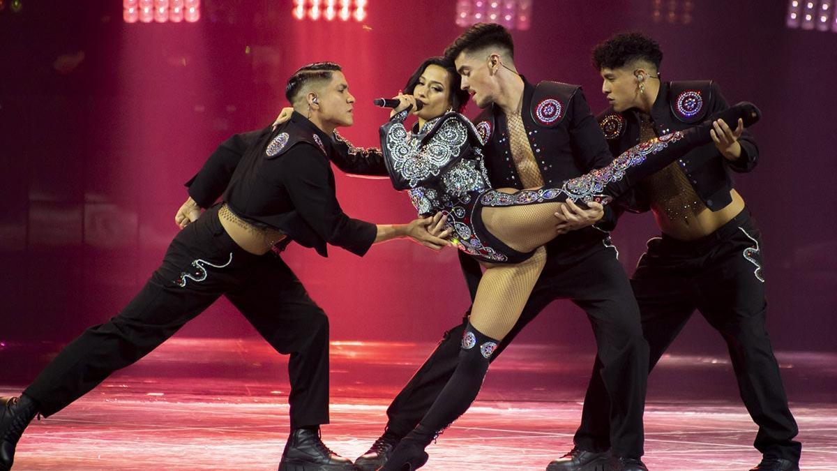 Chanel durante su actuación en Eurovisión