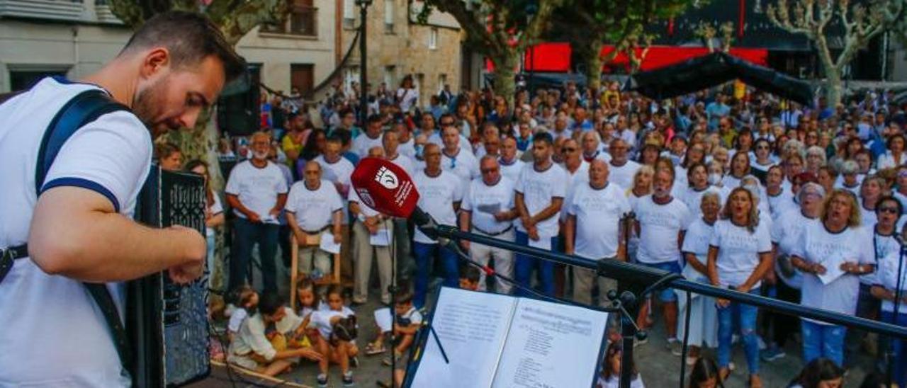 Álvaro Cardalda relevó a “Manso” (que no faltó a la cita) al frente del tradicional evento, con 42 años de historia.