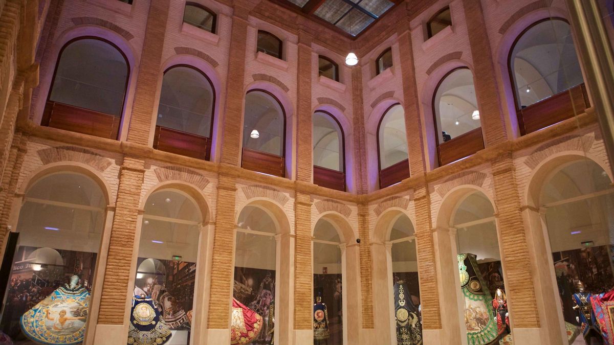 Claustro del MASS.