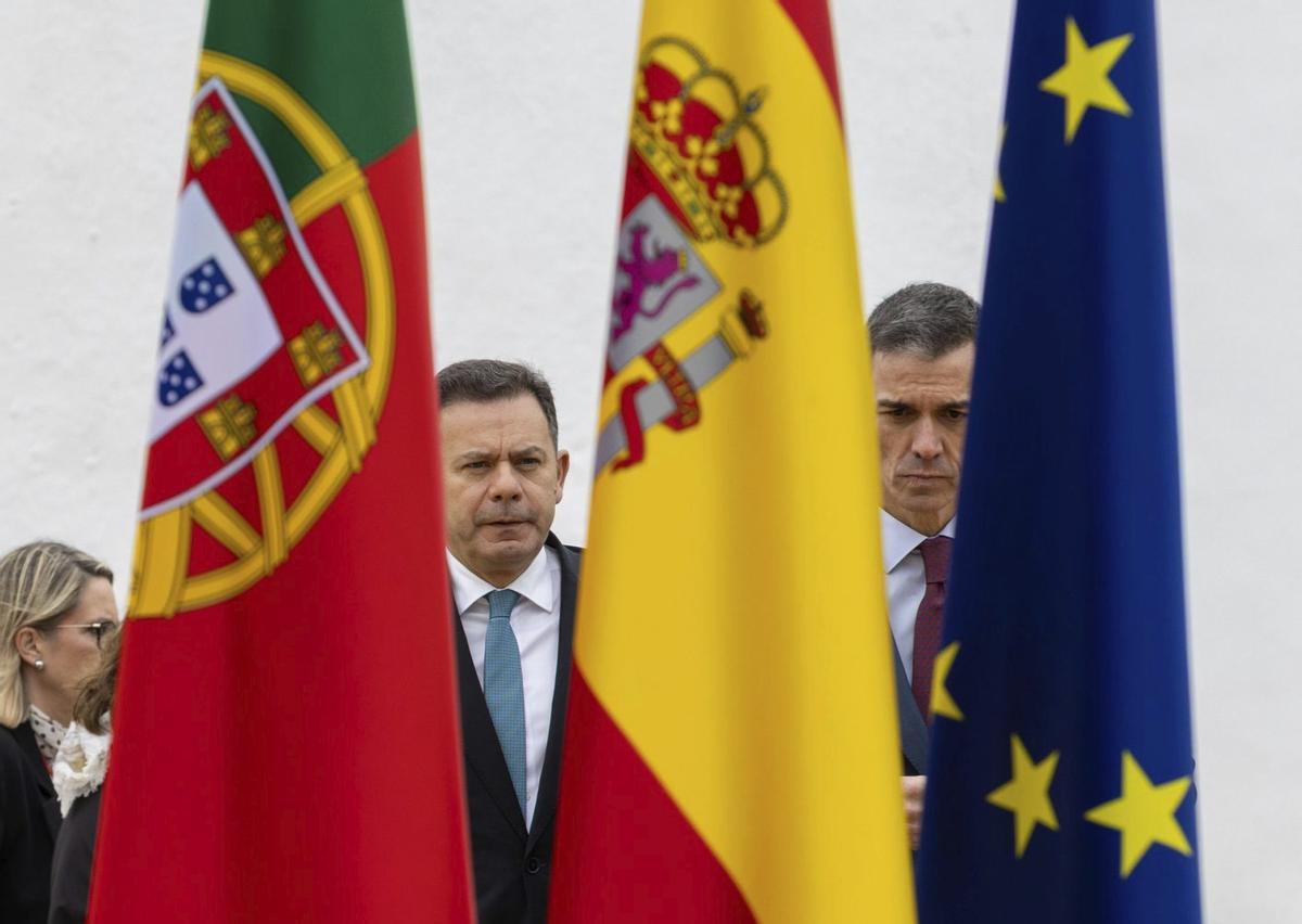 Sánchez defensa que l’enviament de la fragata s’ajusta a la "legalitat"