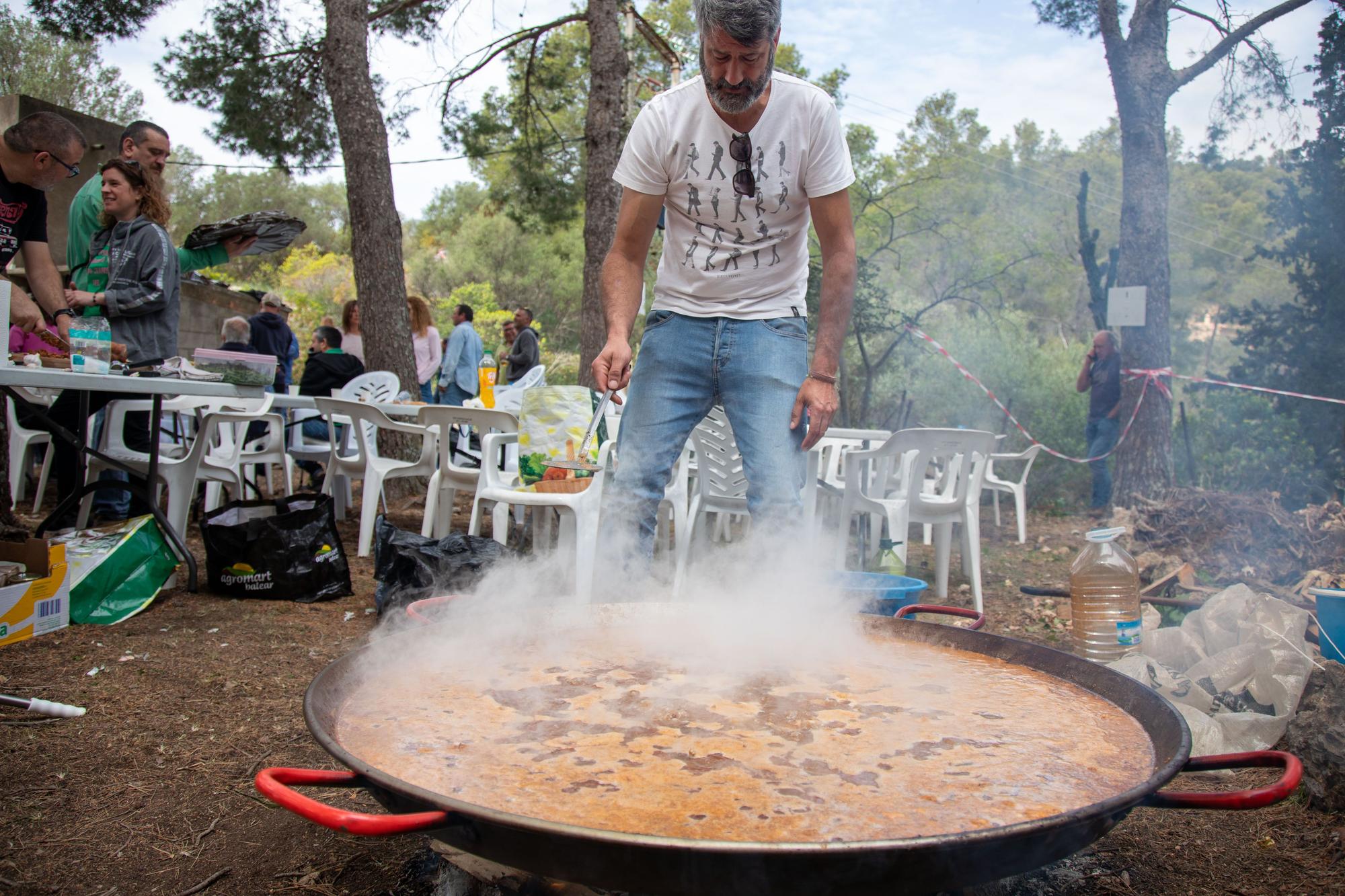 Los ‘pancaritats’ ponen la guinda a la Semana Santa