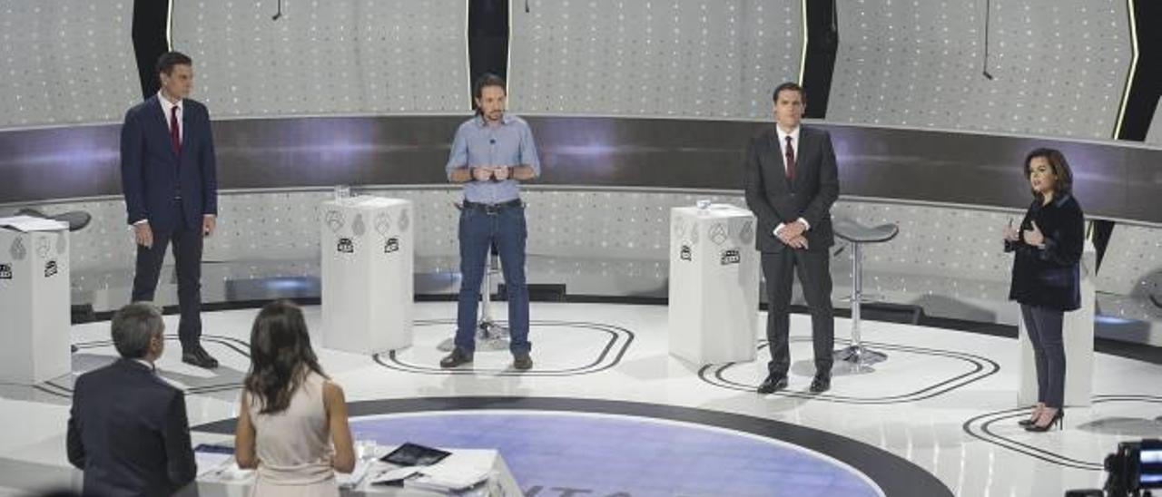 Un debate a tres