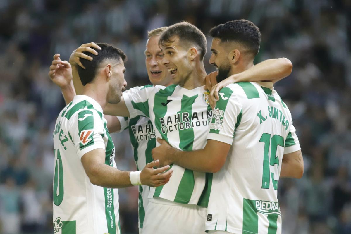 Córdoba CF-Mirandés: el partido de El Arcángel en imágenes