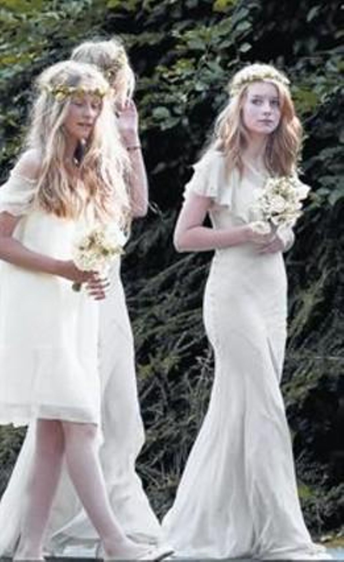 Lottie Moss (dreta), al casament de Kate. Lottie Moss (dreta), al casament de Kate.