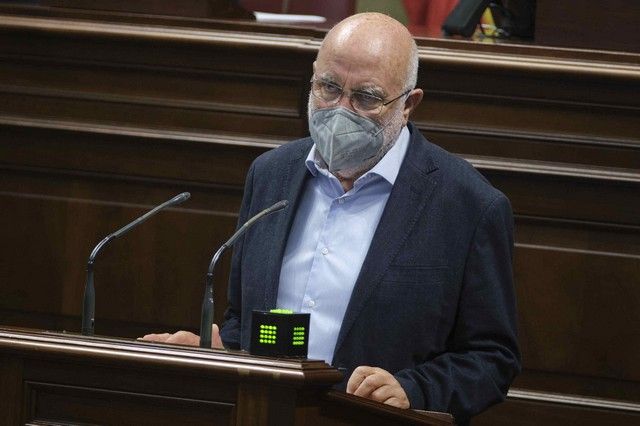 Pleno en el Parlamento de Canarias, 27/10/2021