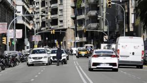 La jungla de asfalto de Balmes, por encima de la plaza de Molina, en una imagen de abril de 2023