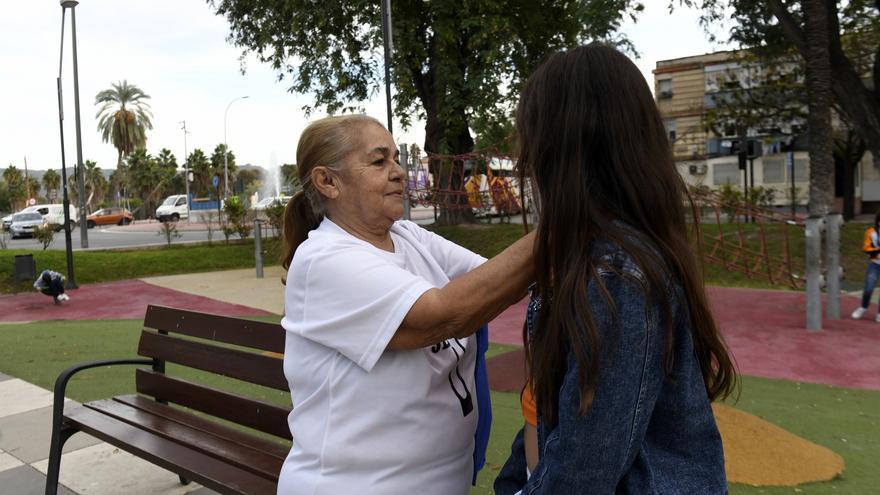 "La guerrilla mató a mi esposo y a mi hijo en Colombia y ahora, en Murcia, temo que me quiten a mi nieta"