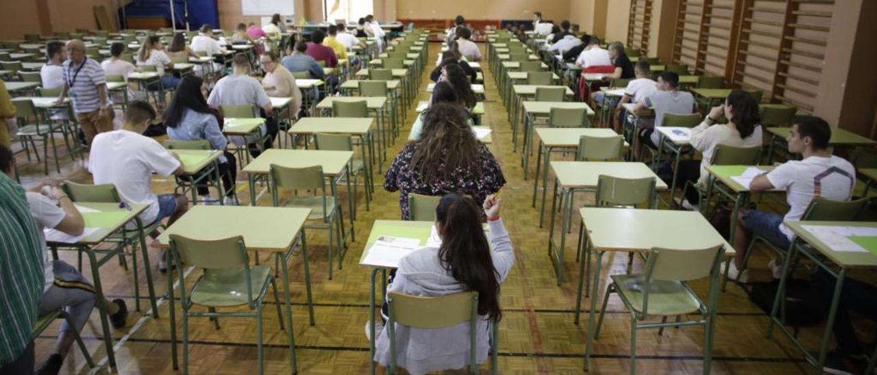 Más de 160 profesores se oponen a los cambios de criterio de la EBAU de Lengua