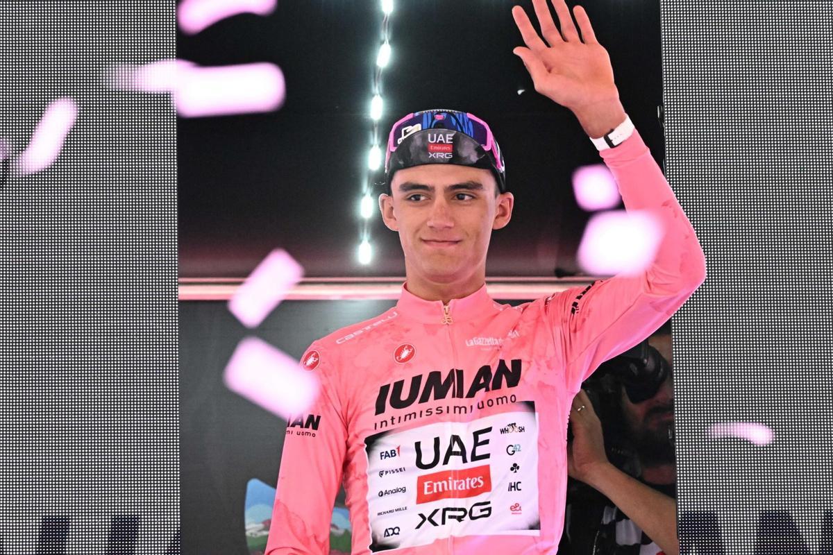 Isaac del Toro se mantiene como líder de la clasificación general del Giro