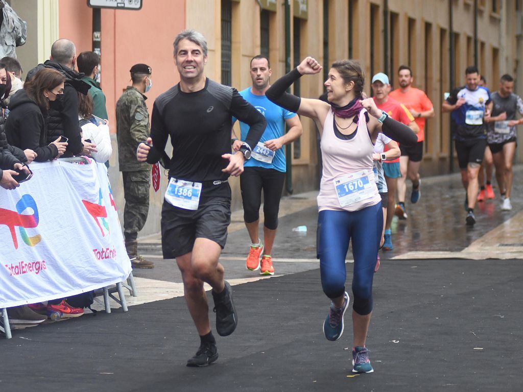 Llegada y podios de la 10k, la media maratón y la maratón de Murcia (I)