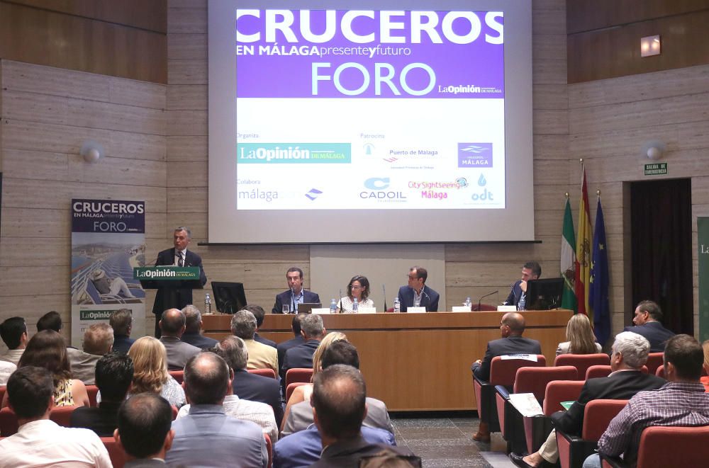 La Opinión de Málaga reunió en un debate al presidente de la Autoridad Portuaria, Paulino Plata, y a otros expertos en turismo, transportes, cruceros y marketing