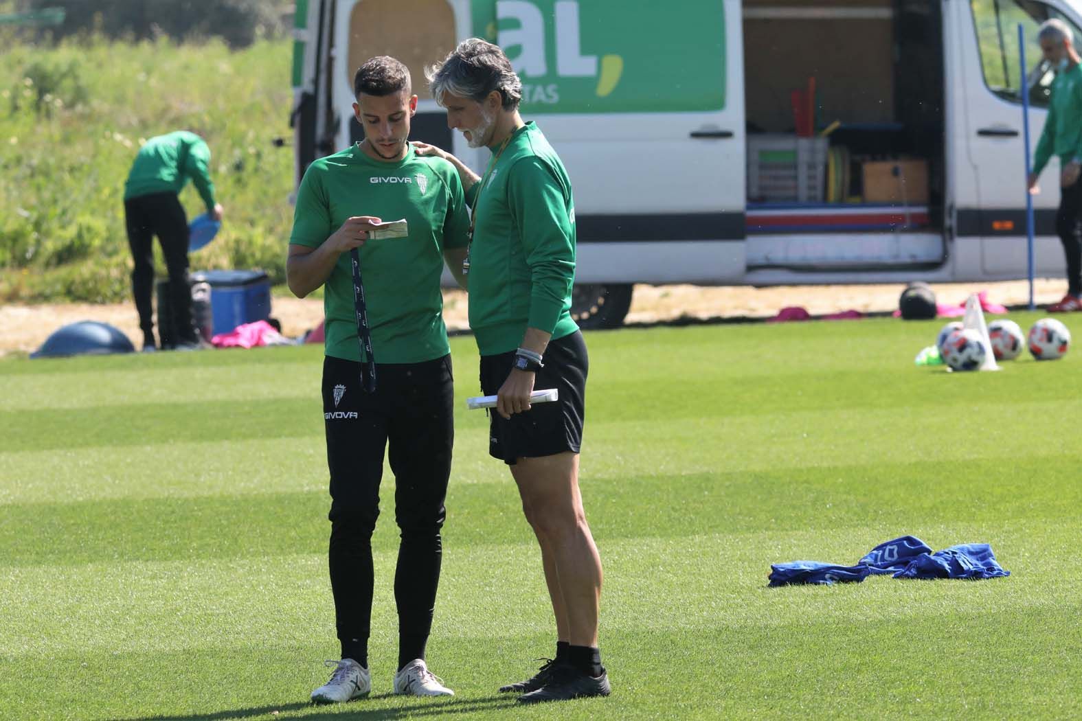 El Córdoba CF vuelve al trabajo con un Alfaro que pide "dinamismo"