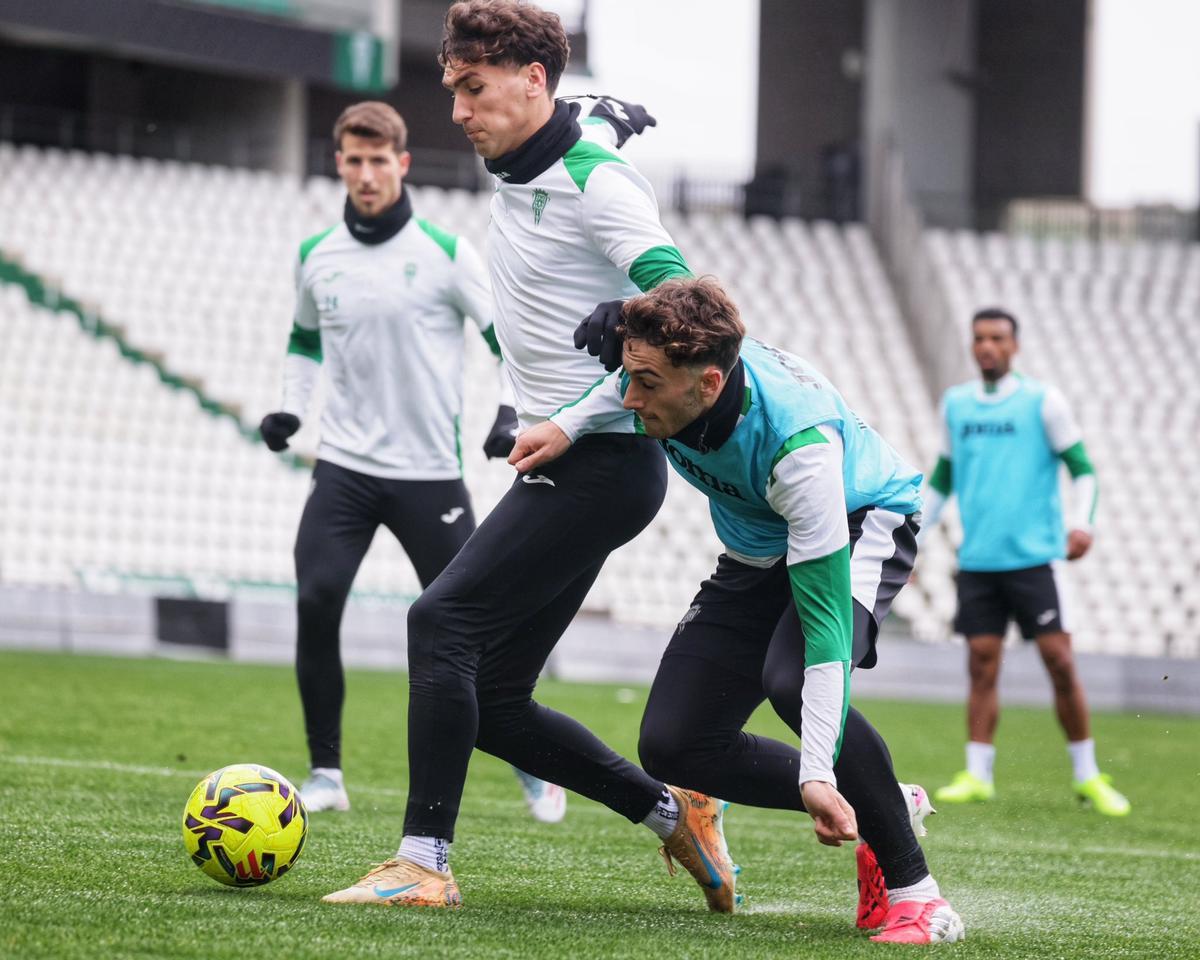 Lance de un entrenamiento del Córdoba CF de esta semana en El Arcángel.