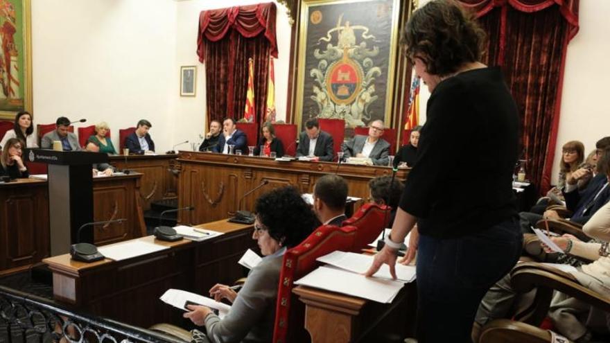 El pleno municipal celebrado hoy en Elche