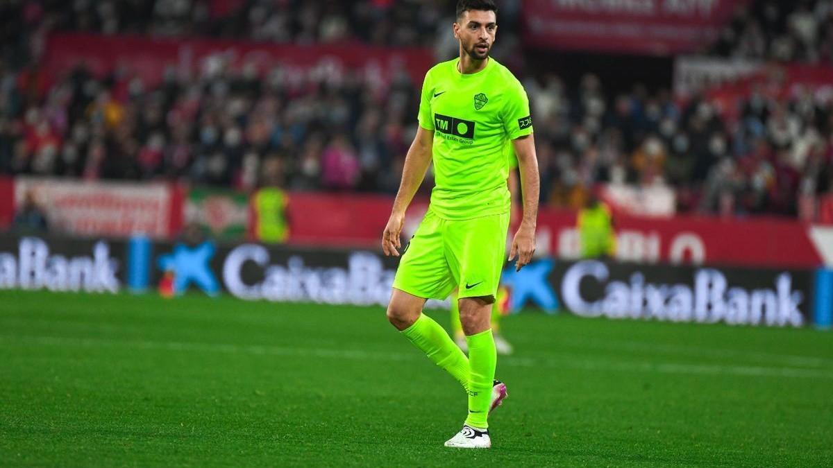 Pastore, jugador del Elche