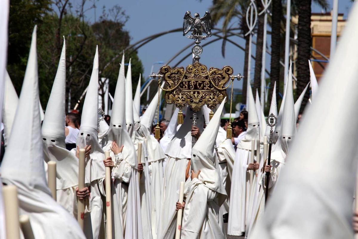 La Merced abre un cálido Lunes Santo