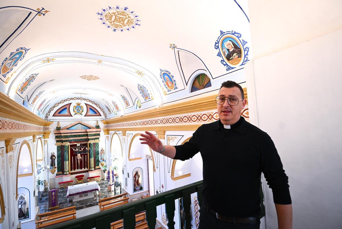 El sacerdote de Crevillent que pintó los frescos de la iglesia de La Marina en Elche