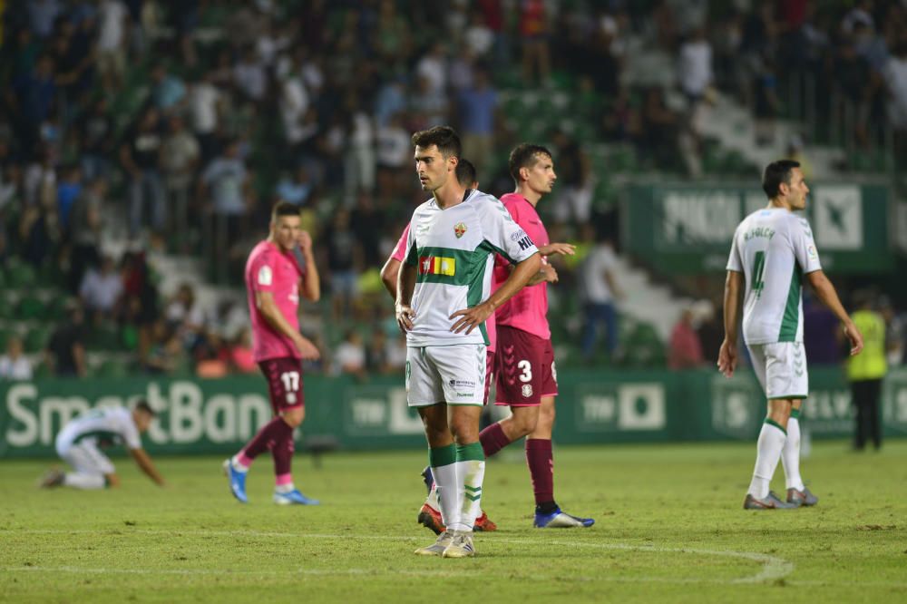 El Elche no logra pasar del empate en el Martínez Valero