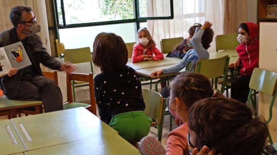 Las actividades lectoras vertebran  el año escolar del CEIP Algafequi