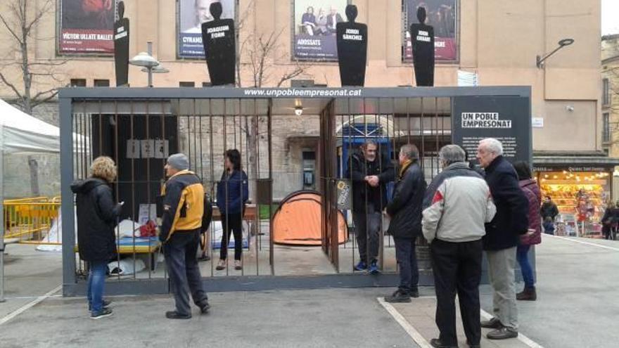 Els alcaldes de Callús i Sallent, a les cel·les de Sant Domènec