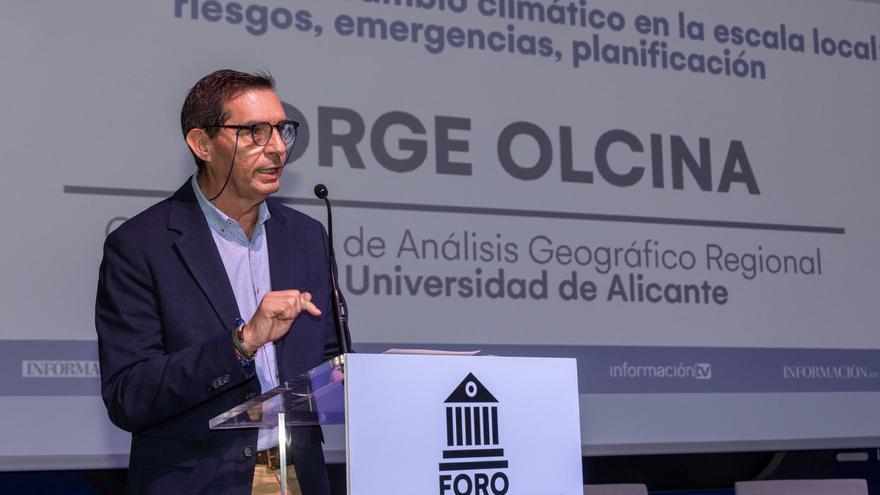 Jorge Olcina: "La escala local es fundamental para la gestión de riesgos y emergencias climáticas"