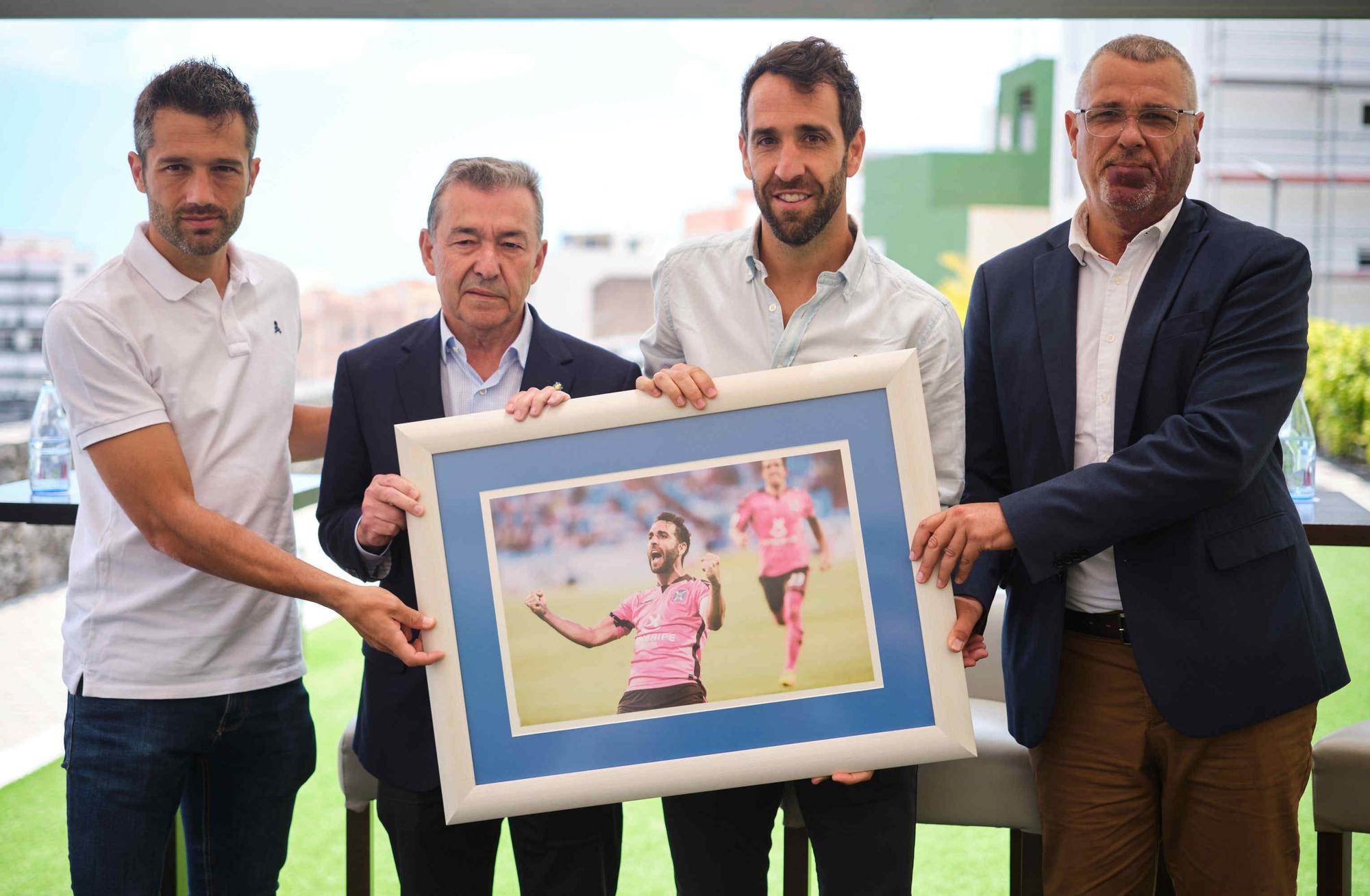 Despedida de Carlos Ruiz como jugador del CD Tenerife