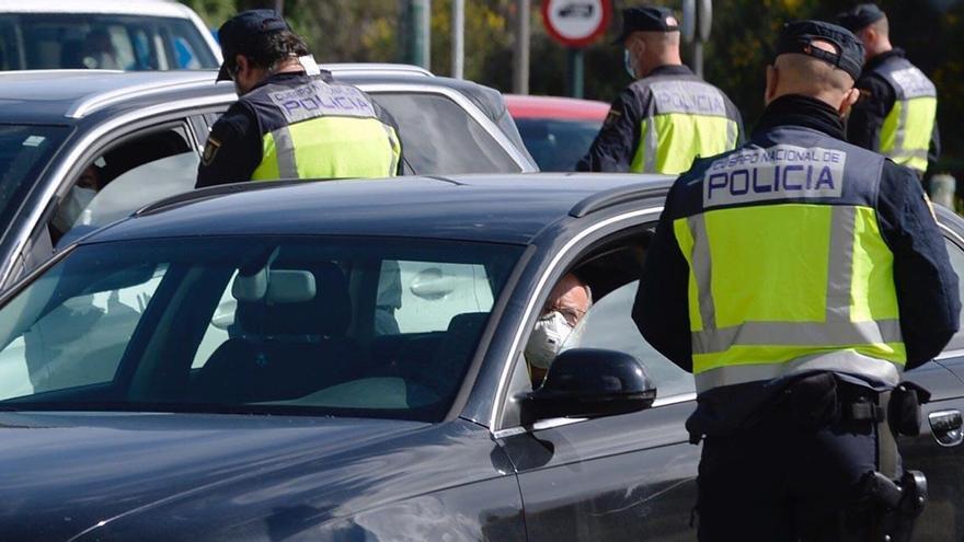 La Policía Nacional arresta a dos hombres por hacer una barbacoa en Palma