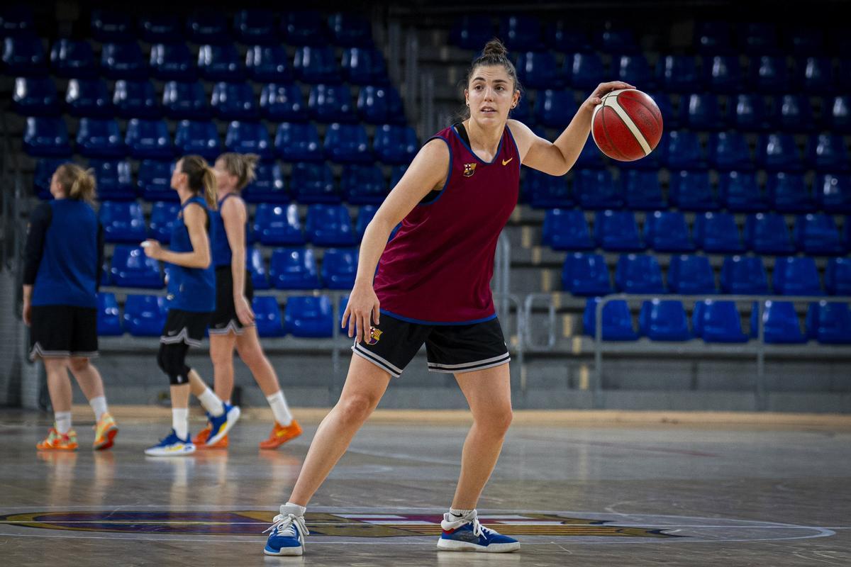 Paula Esteban será la gran novedad del equipo este sábado en el Palau