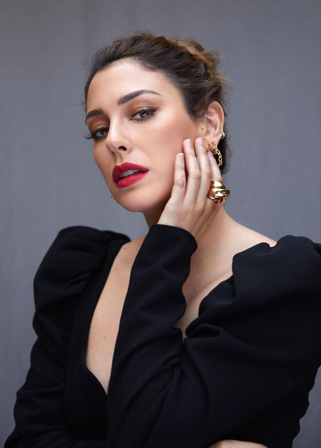 Blanca Suárez posa con maquillaje de Guerlain