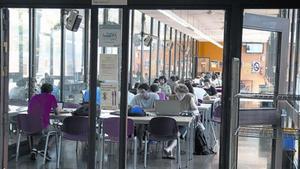 Estudiantes de Ingeniería en la Universitat Politècnica de Catalunya.