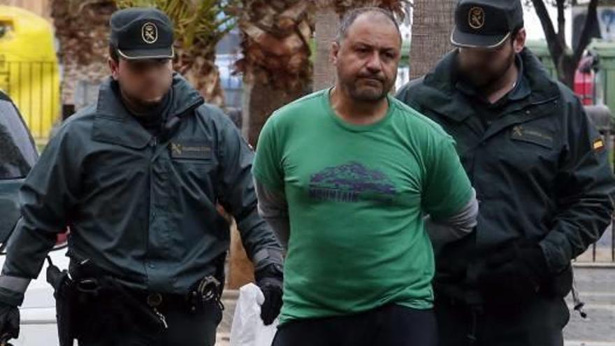 Condenan a 28 años de cárcel al hombre que acuchilló a su hija de dos años en Benifaió