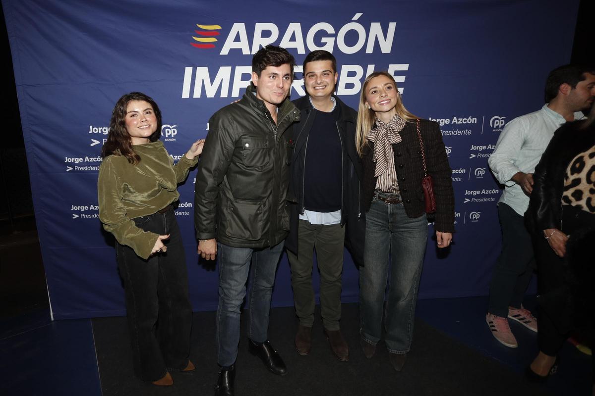 El agitador Vito Quiles, en el acto del PP que cerraba la campaña de Azcón antes del 8F en Zaragoza.