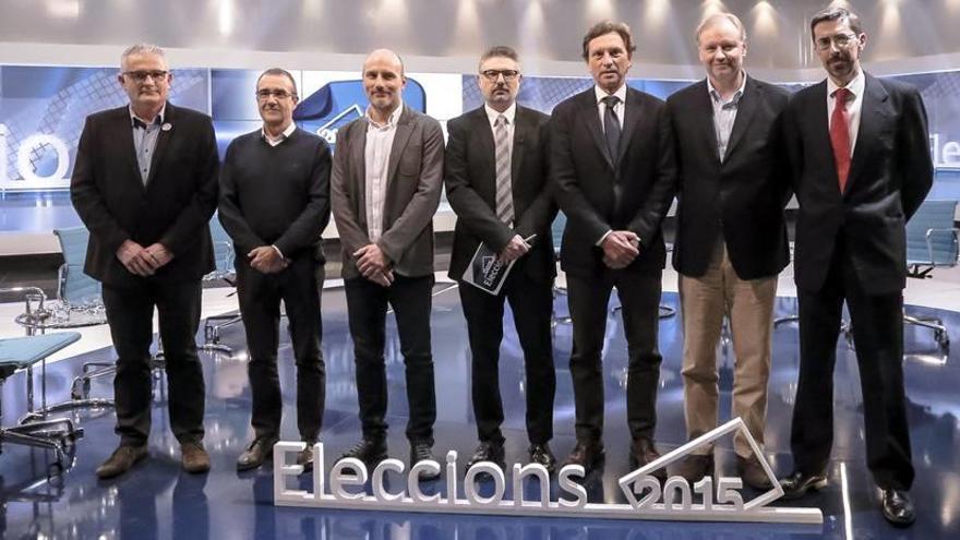 Jaume Font, Juan Pedro Yllanes, Antoni Verger, el presentador Joan Mut, Mateo Isern, Ramon Socías y Fernando Navarro.