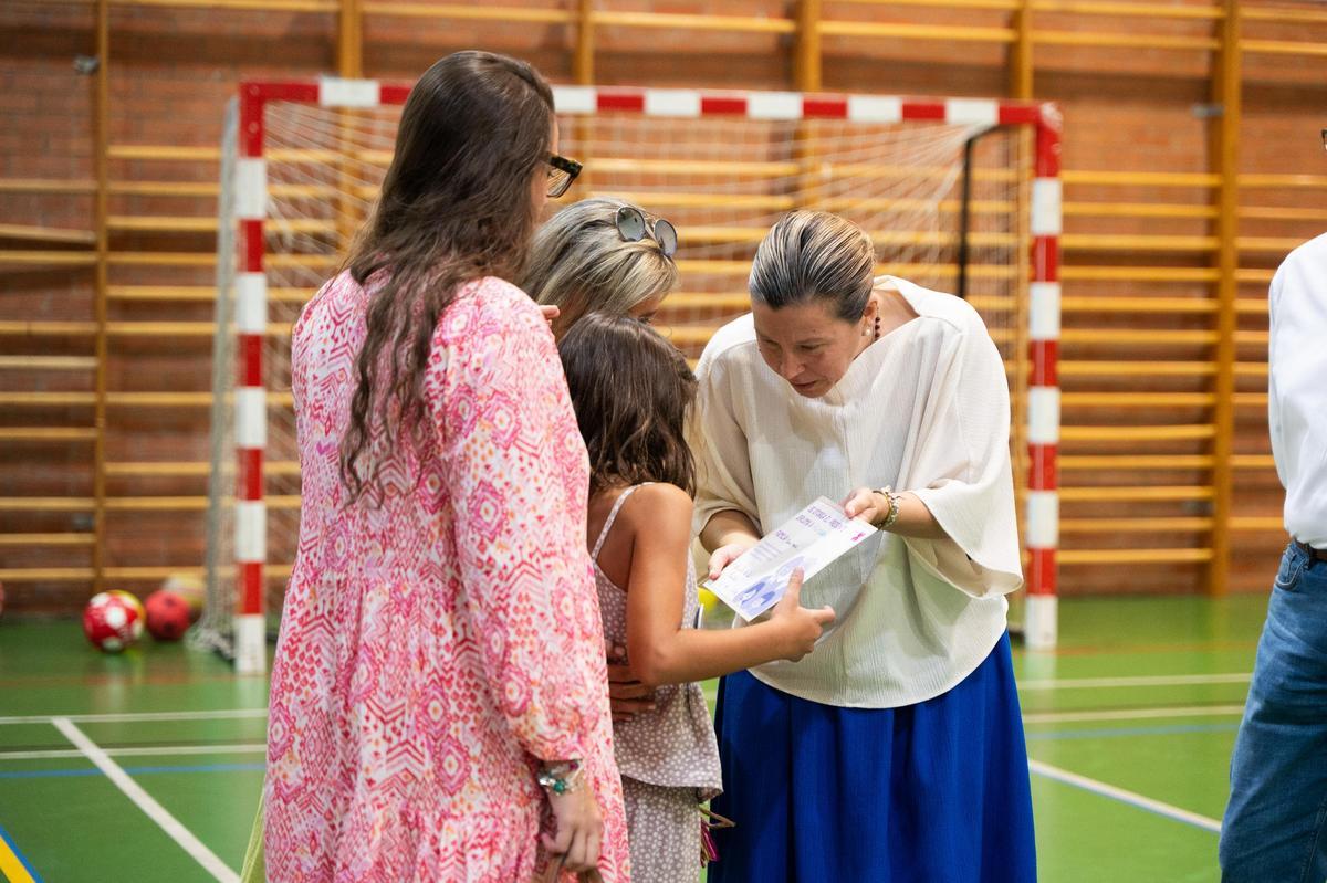 Galería | Así fue el Día de los Abuelos en los campamentos de verano de Cáceres