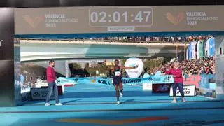 El etíope Lemma bate el récord del Maratón de València