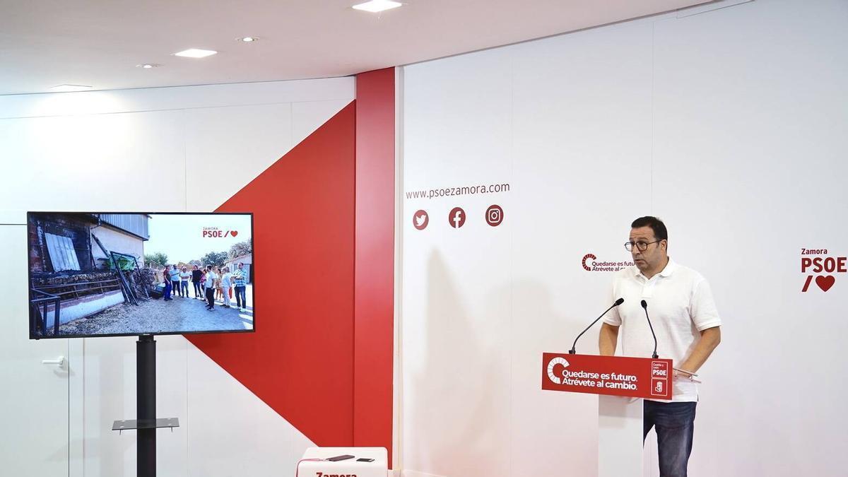 Iñaki Gómez durante la rueda de prensa