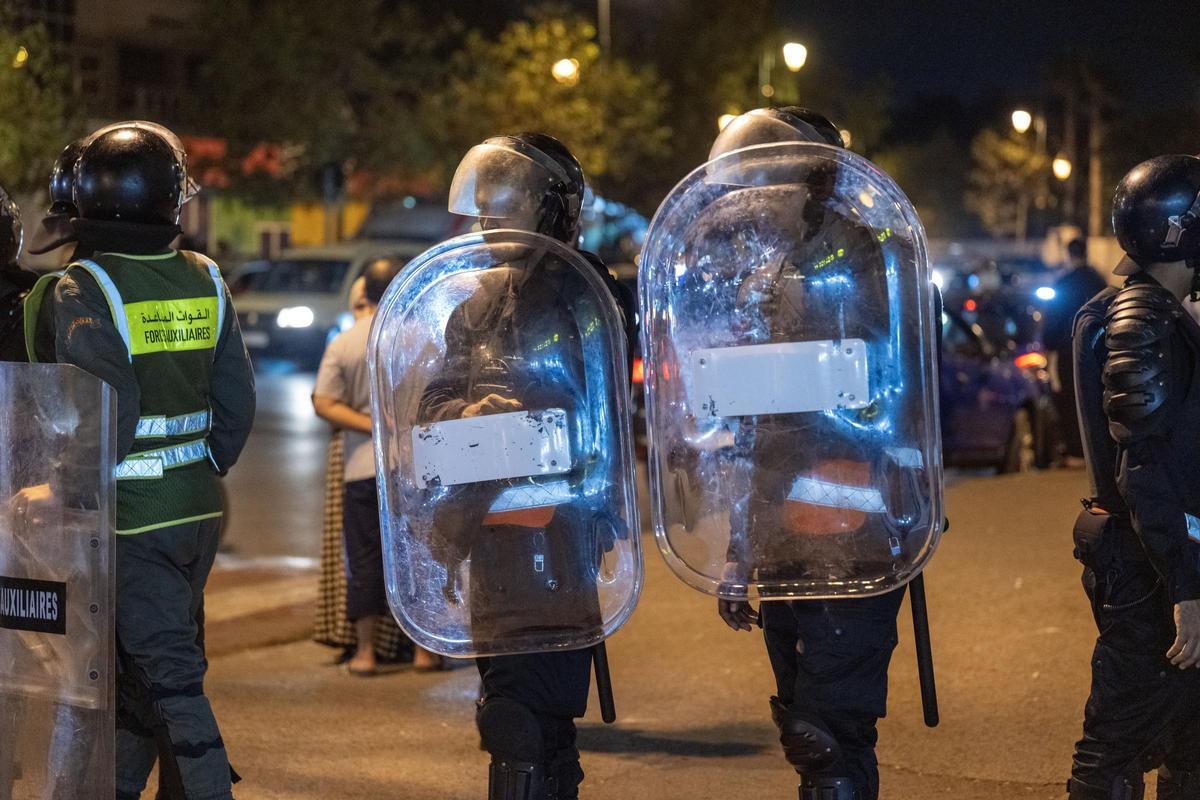 Protestas juveniles derivan en disturbios en varias ciudades de Marruecos