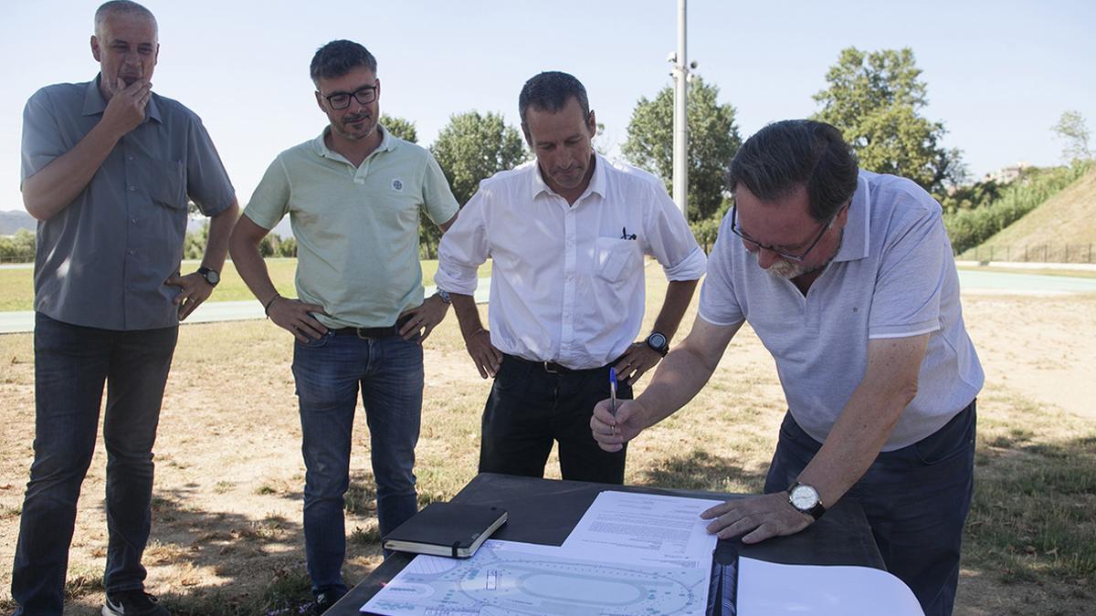 Replanteo del complejo deportivo del Tenes de Parets del Vallès.