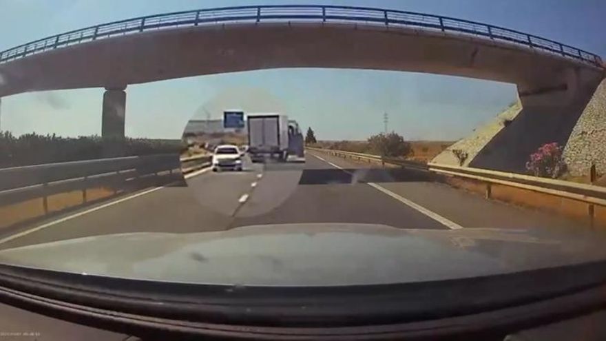 Intervenido en Ibiza el mayor alijo de cocaína rosa en España