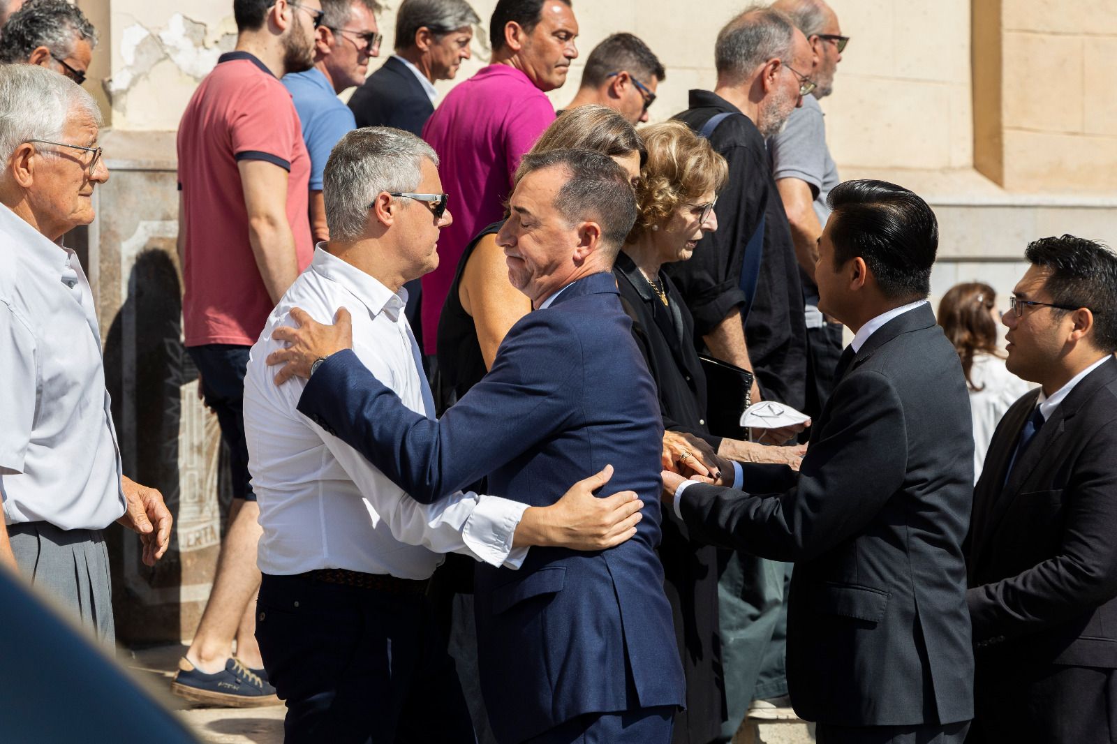 Así ha sido la despedida a Roberto Gil. Germán Caballero