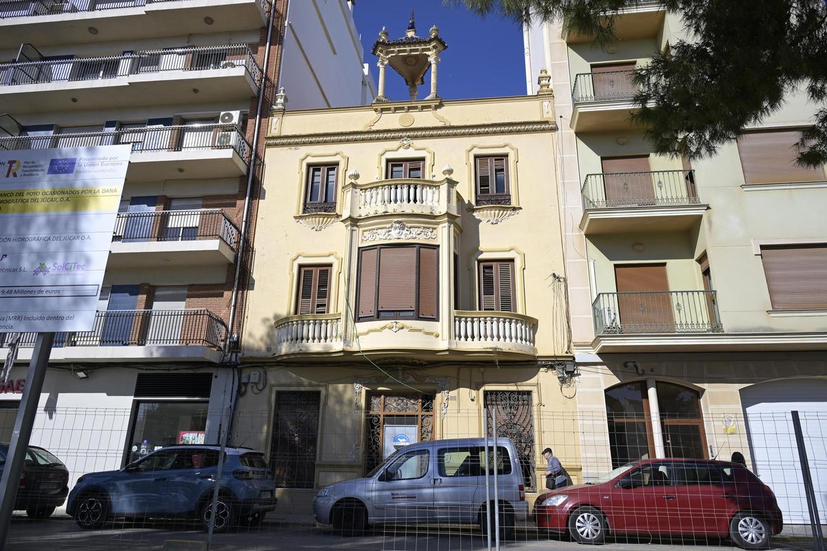 El edificio histórico de la calle Sant Jordi que se convertirá en la Casa de la Dona