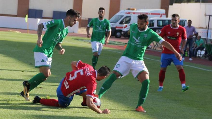 El Villanovense quiere su primer triunfo fuera de casa en Córdoba